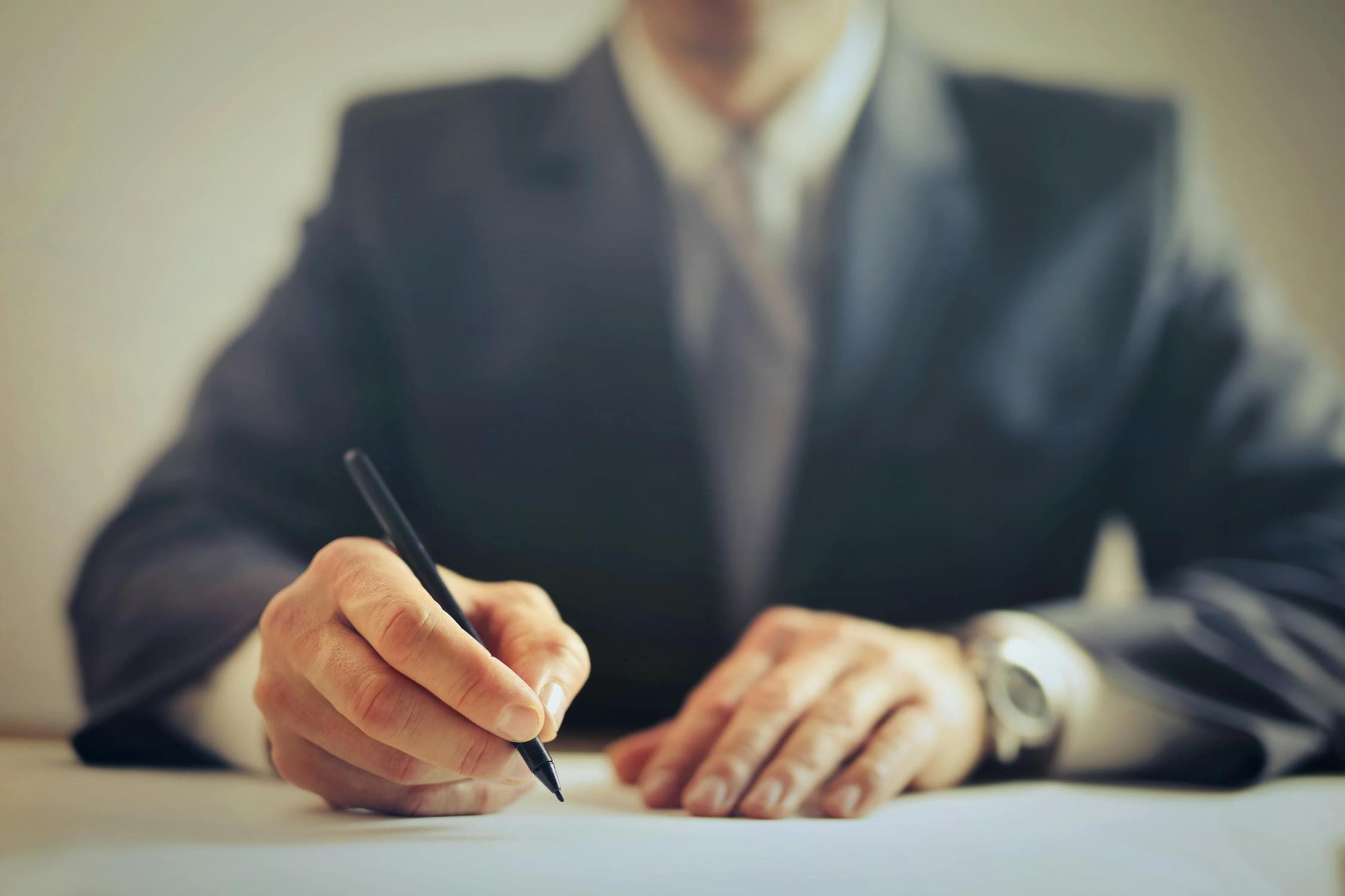 Professional manuscript assessment and review